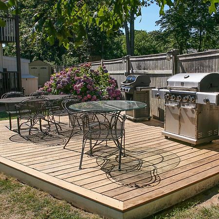 Kenny's Tipperary Inn Montauk Bagian luar foto
