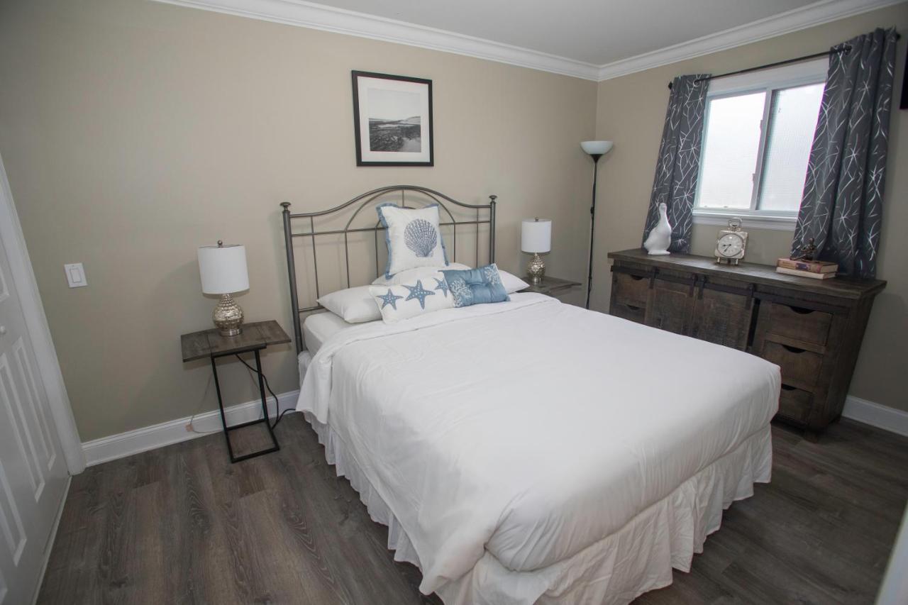 Kenny's Tipperary Inn Montauk Bagian luar foto